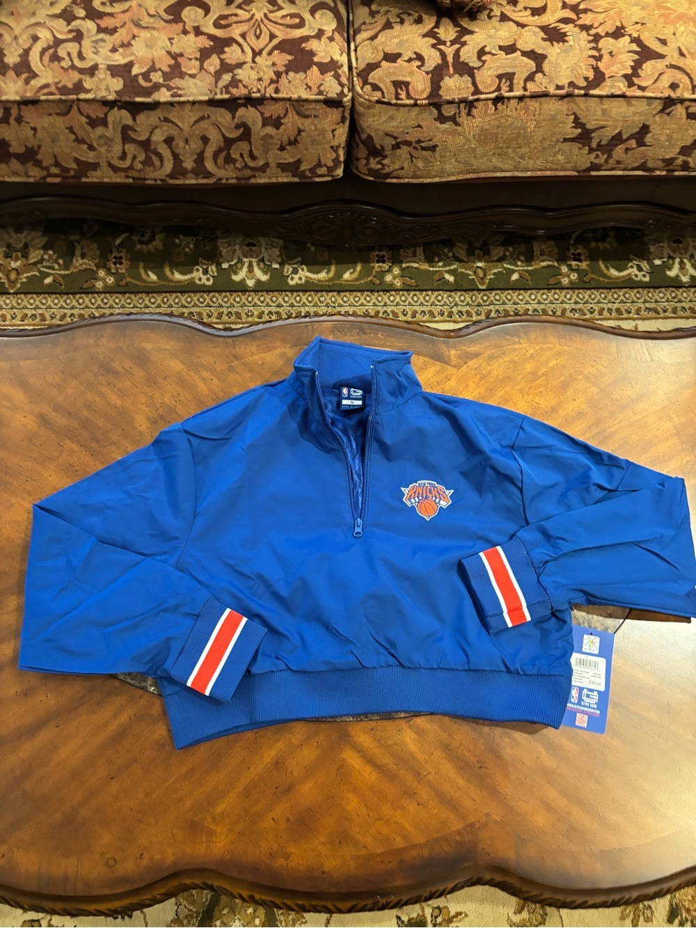 Women’s New York Knicks Lightweight Pullover 1/4 Zip Cropped Jacket Size Small
